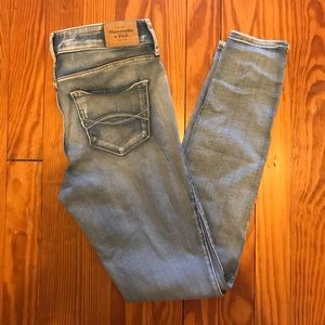 Abercrombie & Fitch jeans